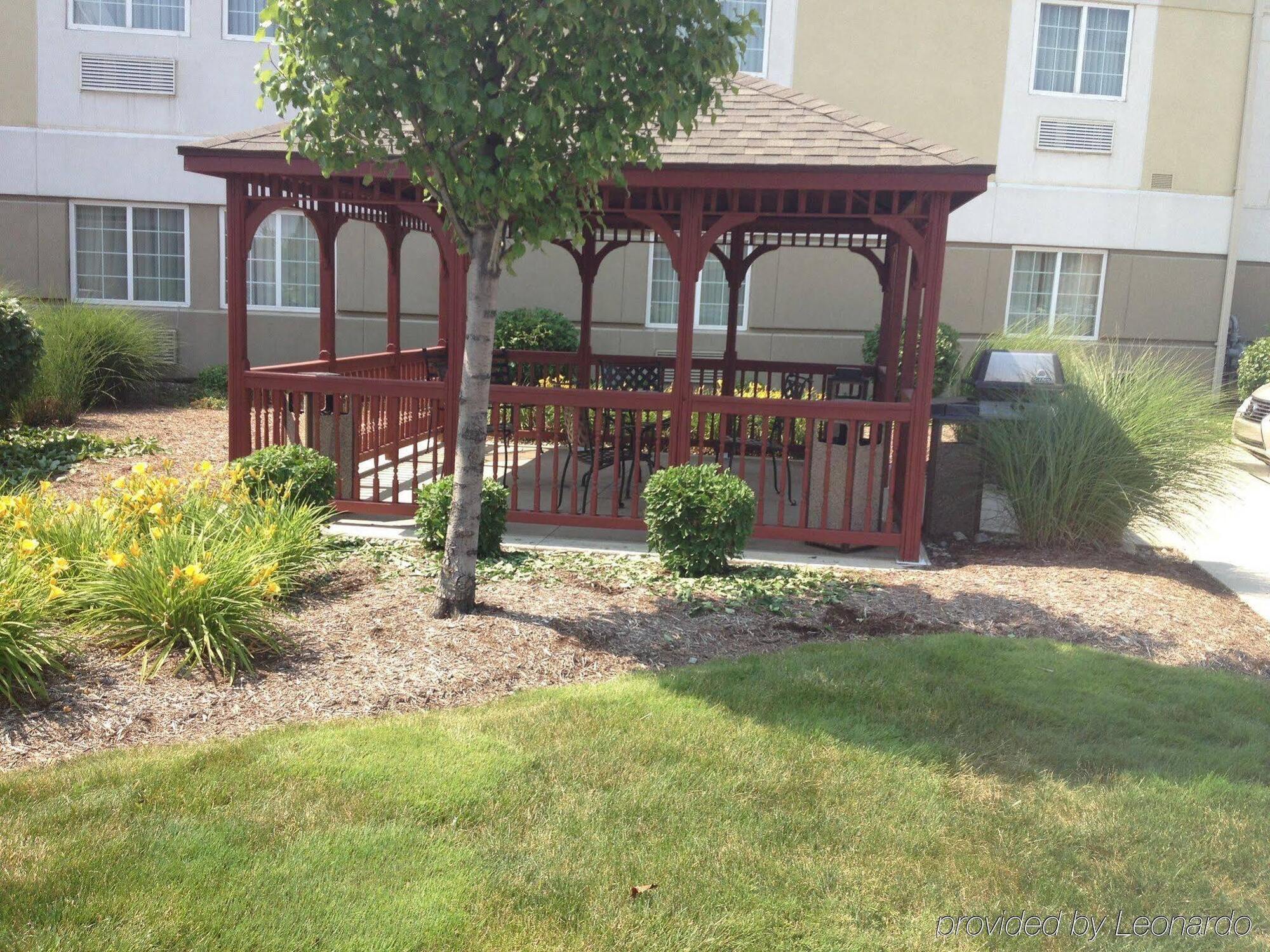 Candlewood Suites Fort Wayne - Nw By Ihg Екстериор снимка
