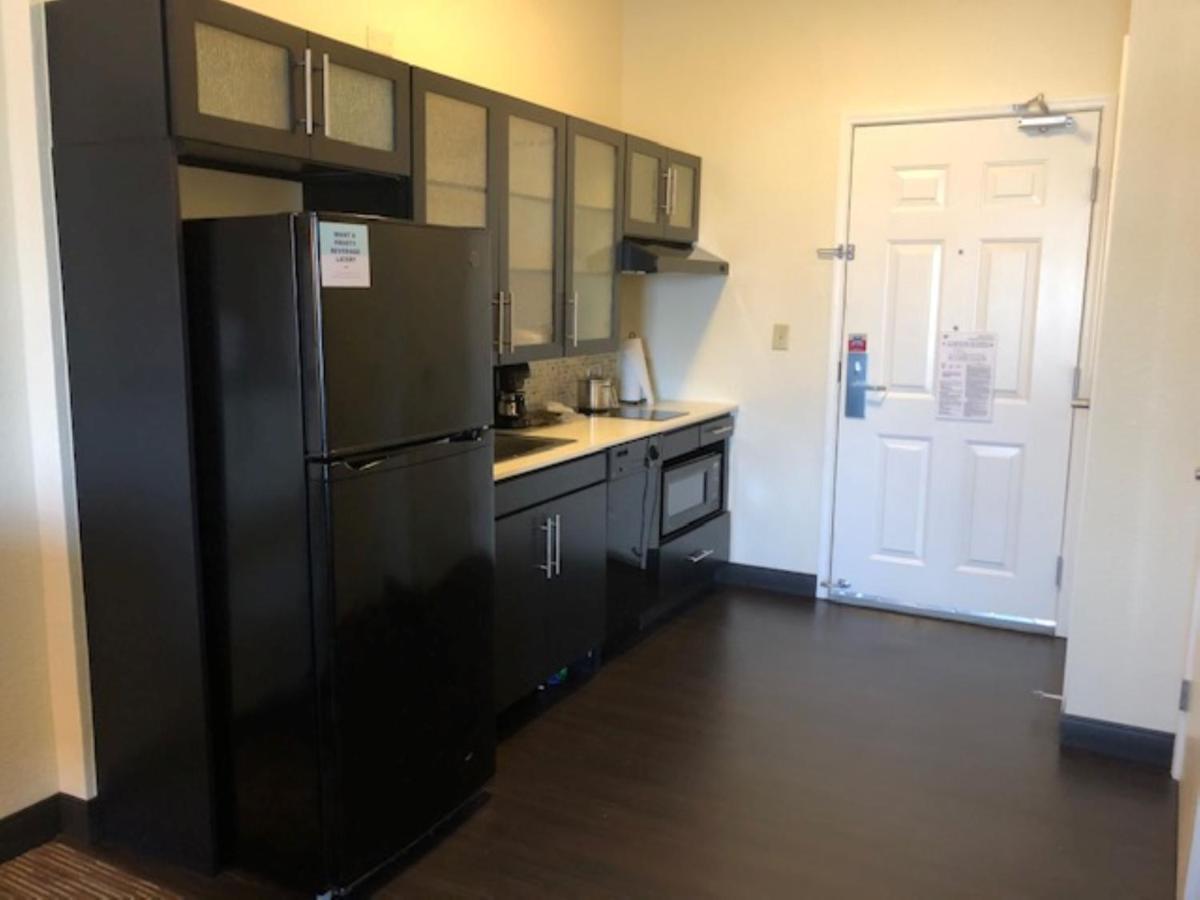 Candlewood Suites Fort Wayne - Nw By Ihg Екстериор снимка